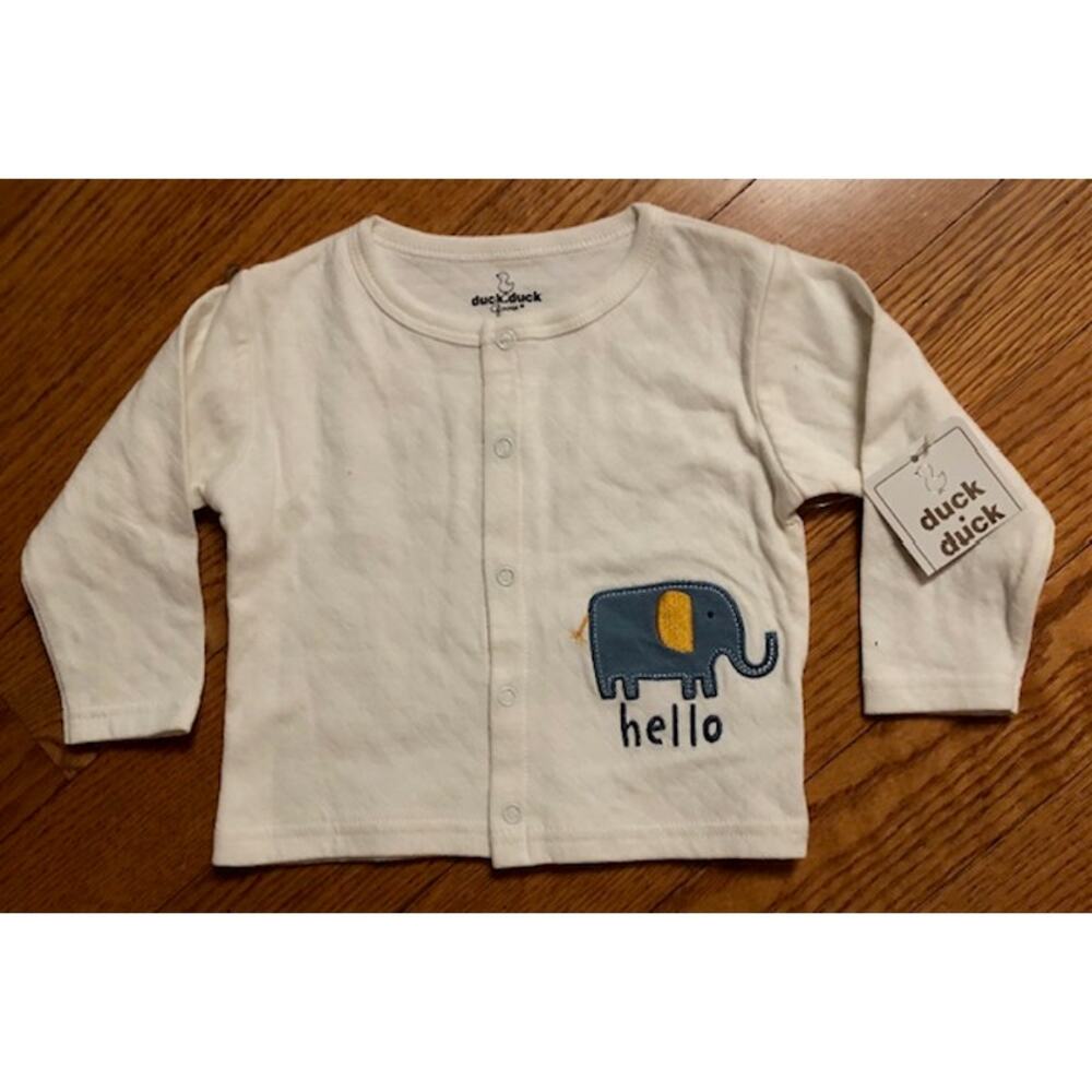 **NWT**  Duck Duck Goose Infant Sweater -  Size  6-9 months